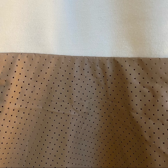 Tinley Road Dress w/ Perforated Skirt - Sz M - Picture 2 of 5